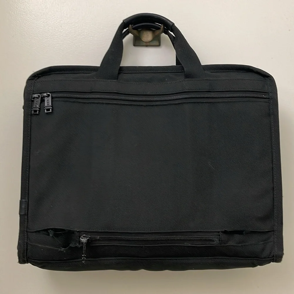 Tumi Alpha Expandable Laptop Bag in Black